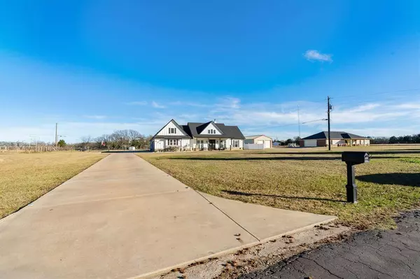 486 Vz County Road 1107, Canton, TX 75103
