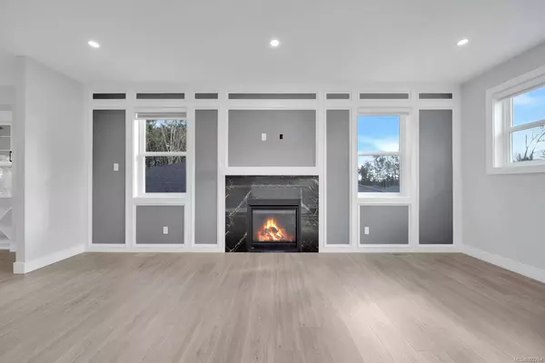 394 Avaani Way, Nanaimo, BC V9R 4J5