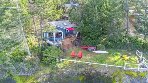 51 Malaspina Dr, Gabriola Island, BC V0R 1X1