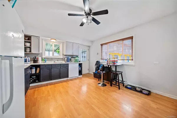 411 Chesterlea Ave, Nanaimo, BC V9R 4B5