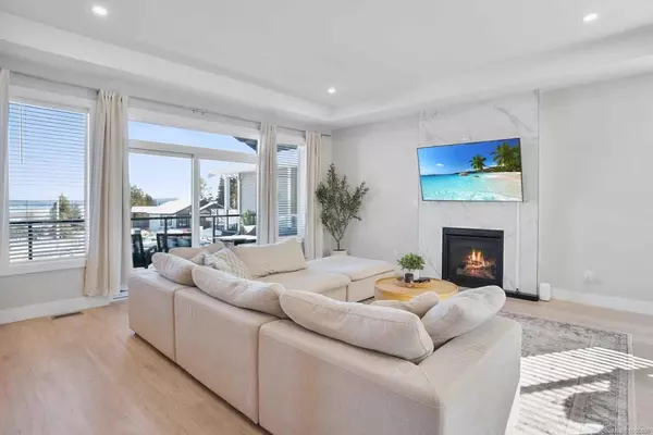 143 Francis Pl, Ladysmith, BC V9G 1W4