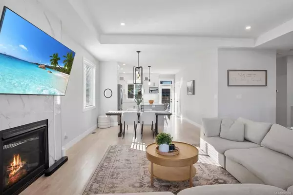 143 Francis Pl, Ladysmith, BC V9G 1W4