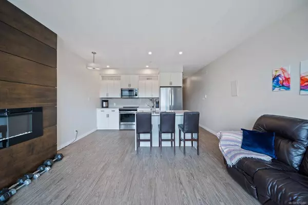 91 chapel St #310, Nanaimo, BC V9R 0J3