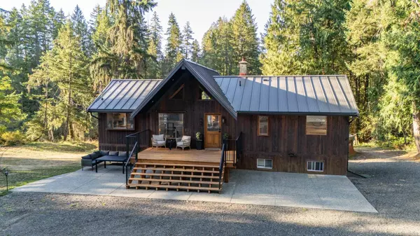 995 Nanaimo River Rd, Nanaimo, BC V9X 1E5