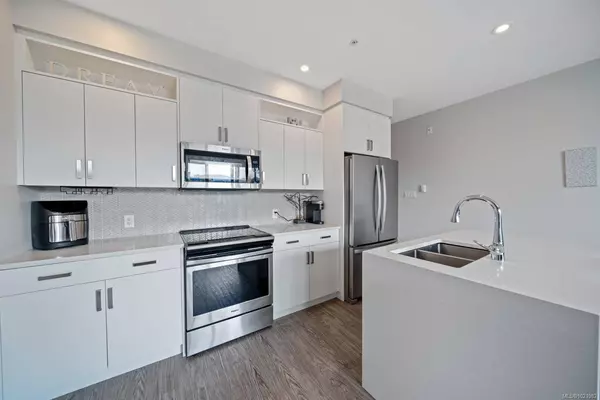 91 chapel St #310, Nanaimo, BC V9R 0J3