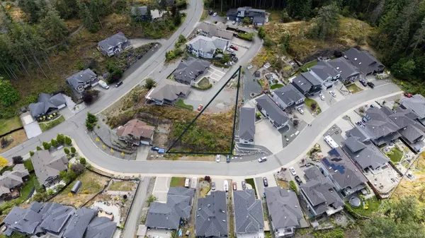 104 Bray Rd, Nanaimo, BC V9T 0C2