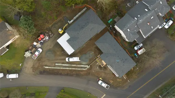 5309 Toms Trnabt #A, Nanaimo, BC V9T 5M9