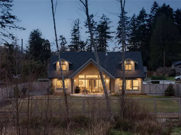 7046 Leland Rd, Lantzville, BC V0R 2H0