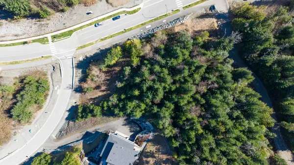 4985 Broad Ridge Pl, Lantzville, BC V0R 2H0