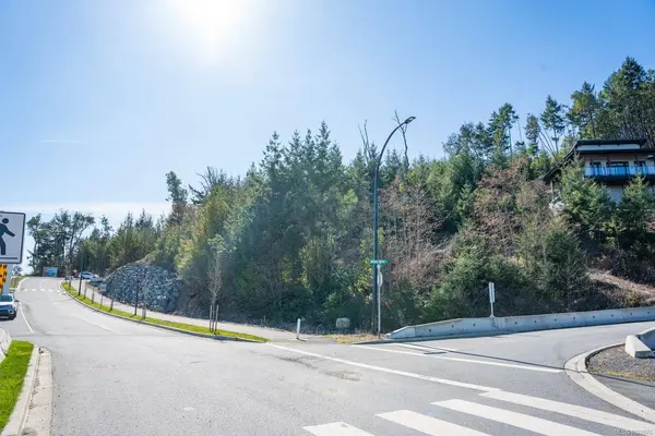 4985 Broad Ridge Pl, Lantzville, BC V0R 2H0