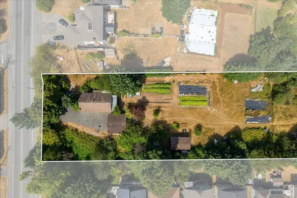 950 Bruce Ave, Nanaimo, BC V9R 4A3