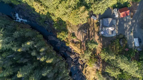 995 Nanaimo River Rd, Nanaimo, BC V9X 1E5