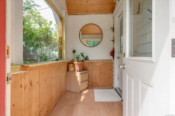 950 Bruce Ave, Nanaimo, BC V9R 4A3