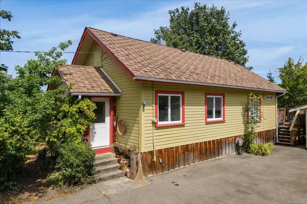 950 Bruce Ave, Nanaimo, BC V9R 4A3