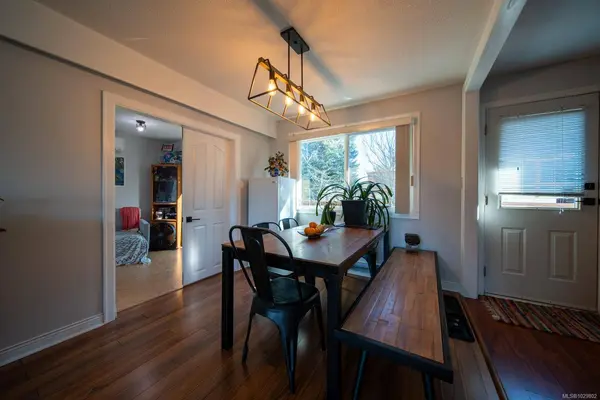 565 Nova St, Nanaimo, BC V9R 1C6