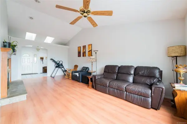 7810 Aats Rd, Lantzville, BC V0R 2H0