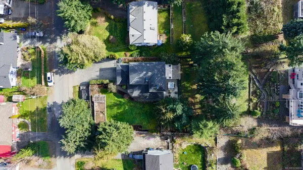7465 Fernmar Rd, Lantzville, BC V0R 2H0