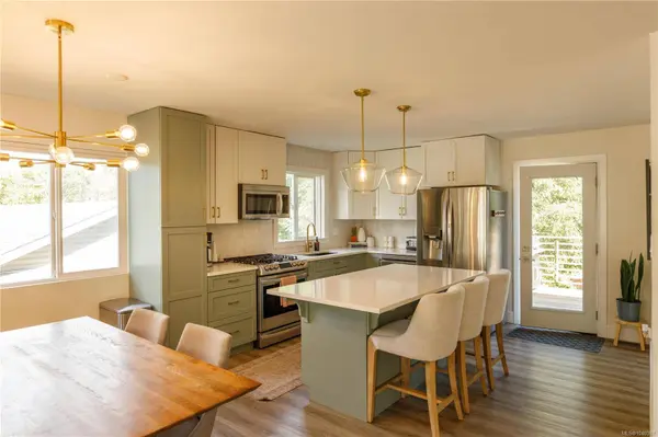 1754 Idaho Pl, Nanaimo, BC V9X 1C6