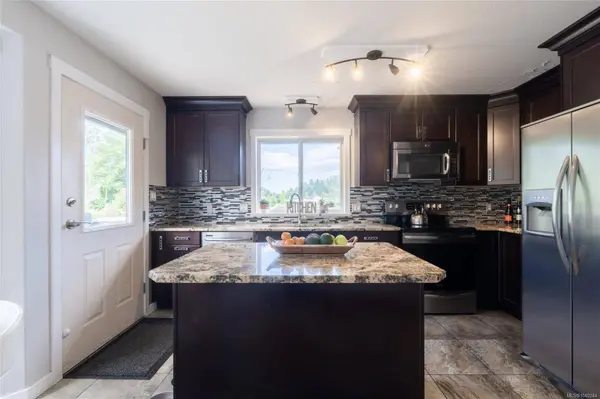 5039 Bullrush Pl, Nanaimo, BC V9T 6K7