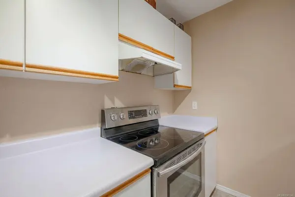1912 Bowen Rd ##307, Nanaimo, BC V9S 5S6