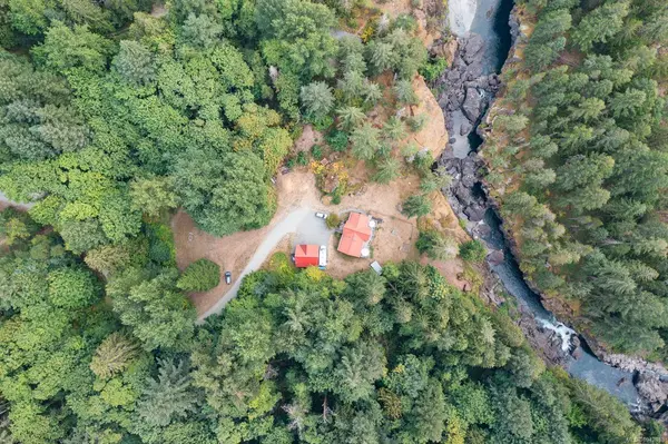 995 Nanaimo River Rd, Nanaimo, BC V9X 1E5