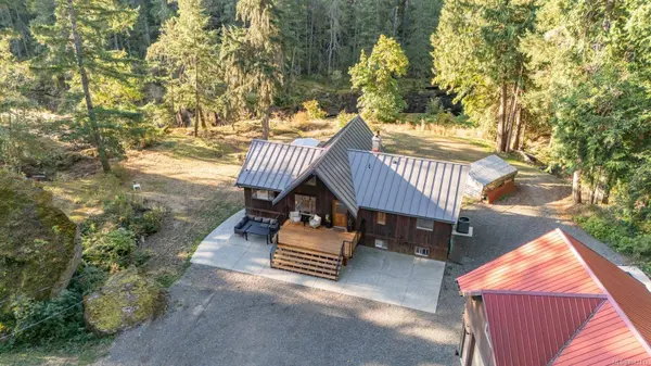 995 Nanaimo River Rd, Nanaimo, BC V9X 1E5