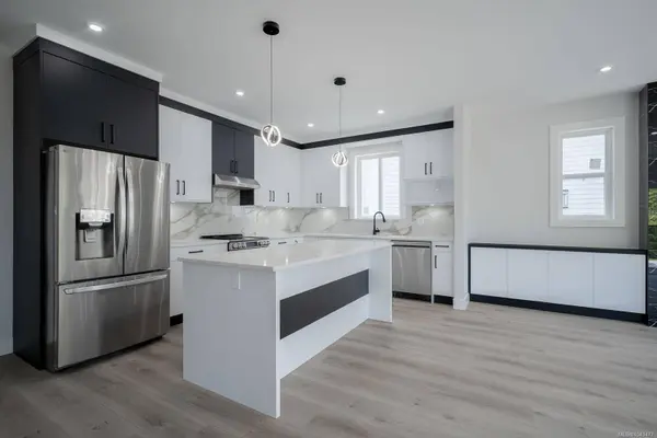 351 Avaani WAY, Nanaimo, BC V9R 4J5