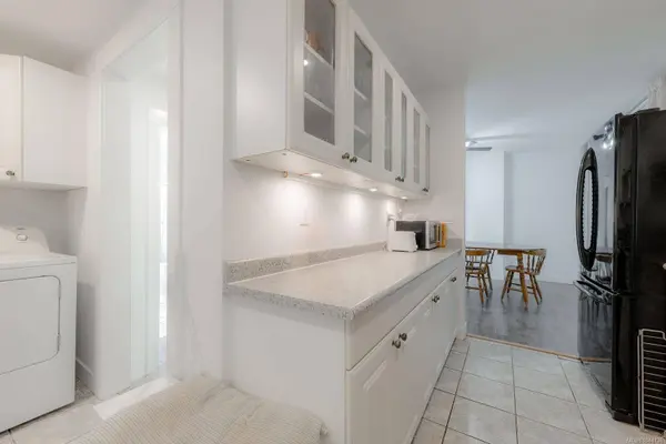 15 Fourth St, Nanaimo, BC V9R 1S6