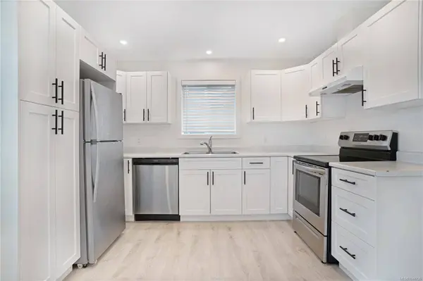 15 Fourth St, Nanaimo, BC V9R 1S6