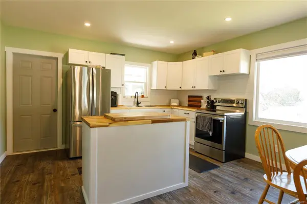 2131 Minto Ave, Nanaimo, BC V9X 1R7