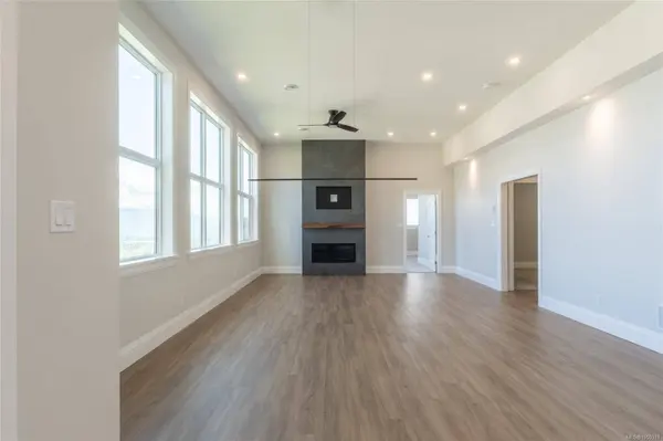3227 Woodrush Dr, Duncan, BC V9L 0J9