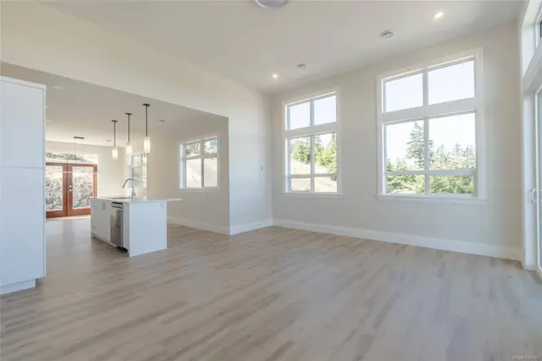 3226 Woodrush Dr, Duncan, BC V9L 0J9