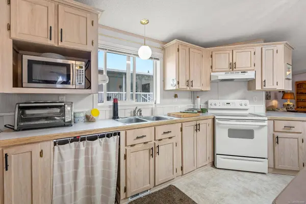 4714 Muir Rd ##11, Courtenay, BC V9N 8Z4