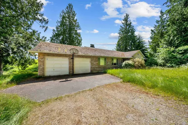 9338 Clay ST, Mission, BC V4S 1G2