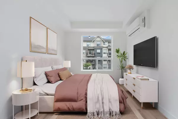 2493 Montrose Ave #318, Abbotsford, BC V2S 0L4