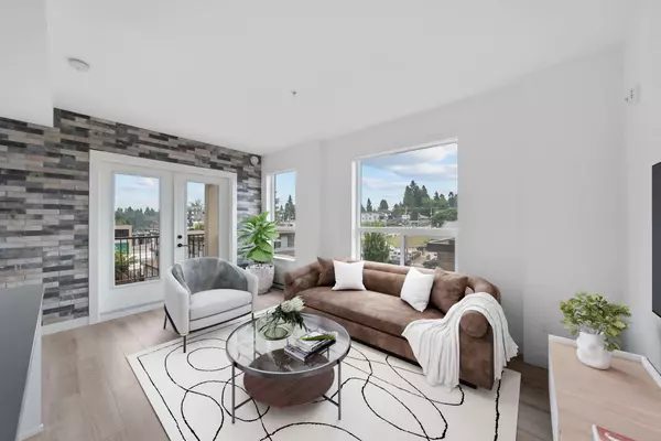 2493 Montrose Ave #318, Abbotsford, BC V2S 0L4