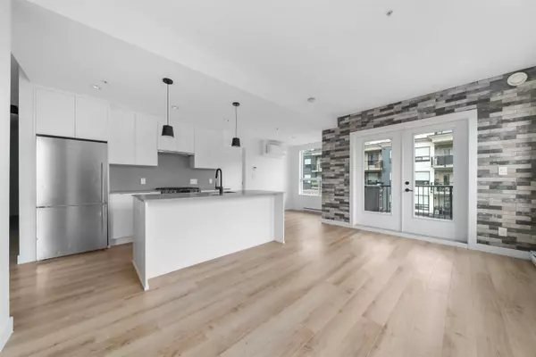 2493 Montrose AVE #318, Abbotsford, BC V2S 0L4