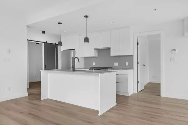 2493 Montrose AVE #318, Abbotsford, BC V2S 0L4