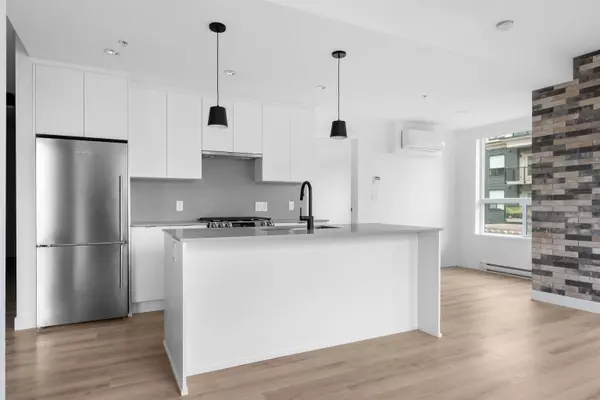 2493 Montrose AVE #318, Abbotsford, BC V2S 0L4