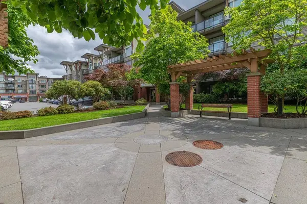 33539 HOLLAND AVE #114, Abbotsford, BC V2S0C6