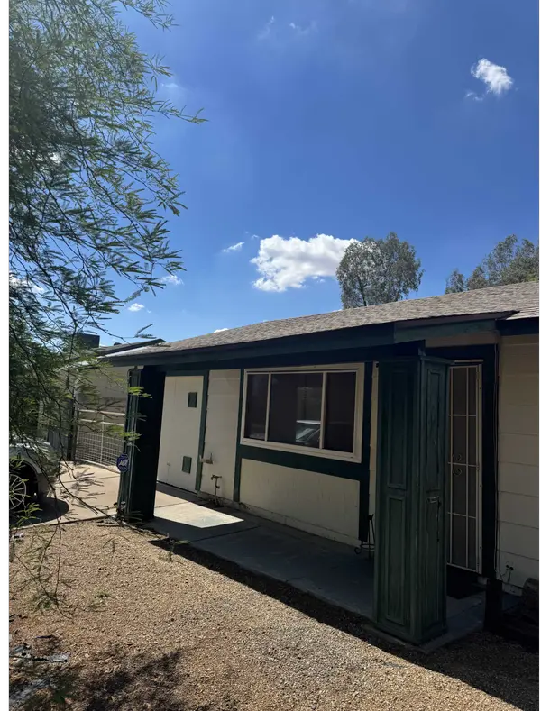 3226 W Grovers Ave, Phoenix, AZ 85053-6624