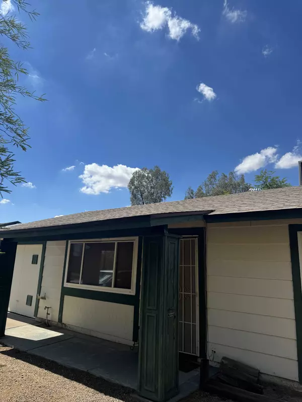 3226 W Grovers Ave, Phoenix, AZ 85053-6624