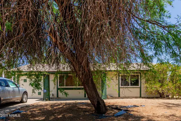 3226 W GROVERS Avenue, Phoenix, AZ 85053