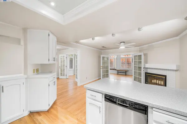 2864 El Capitan Dr, Pleasanton, CA 94566