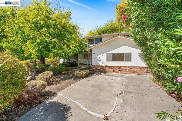 1099 Lynn St, Livermore, CA 94550