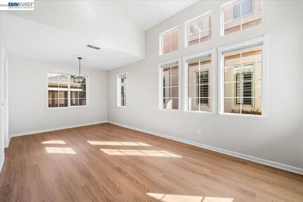 2042 Dahlia Cmn, Livermore, CA 94551