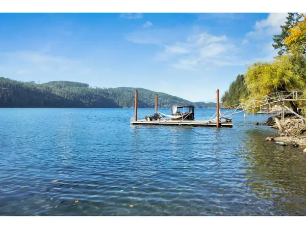 DL 355 CASCADE Bay #BLK C, Harrison Hot Springs, BC V0M1K0