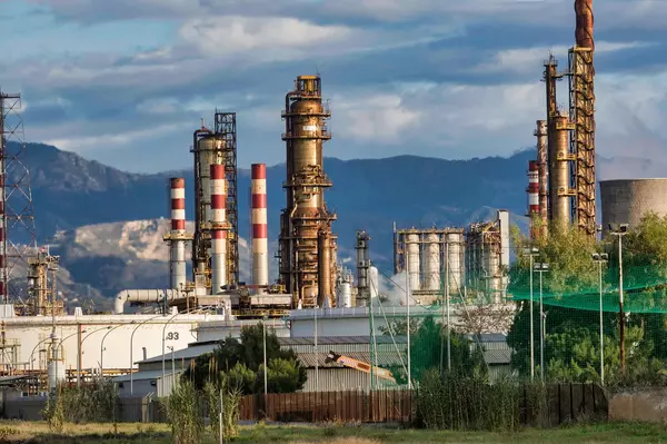 feature image of B.C.’s Last Major Refinery Sale: What the Burnaby Deal Means for Fuel, Travel &amp; Real Estate