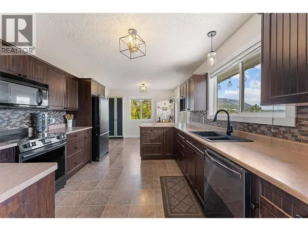 3349 McQueen Road, West Kelowna, BC V4T1B7