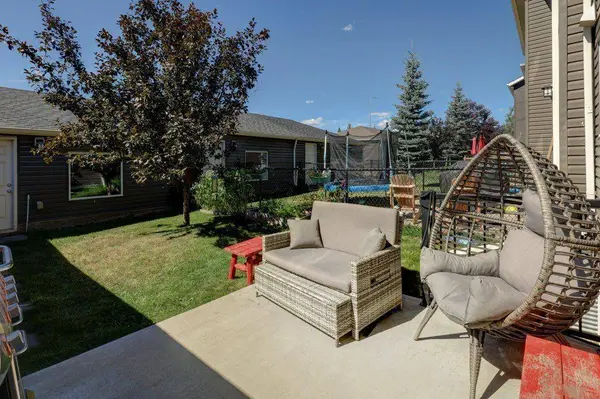 963 Nolan Hill BLVD NW, Calgary, AB T3R 0W1